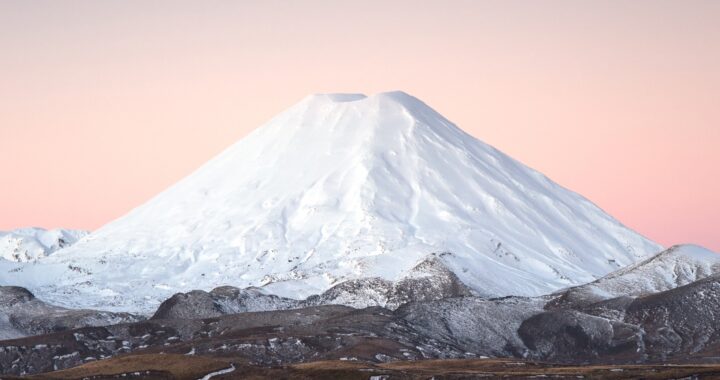 Ausstellung on the other side